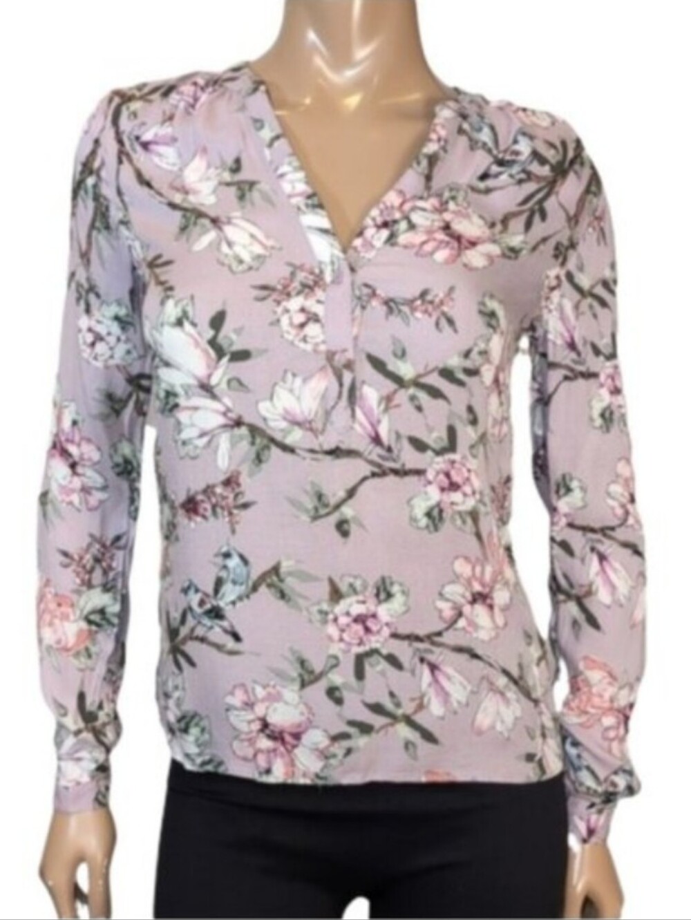 💠 Reitmans Floral Bird Print Henley Blouse Womens XXS Lavender Spring Top